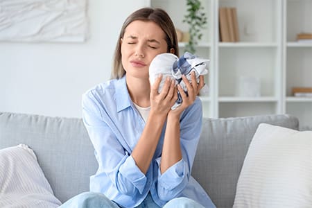Common side effects after dental implant surgery include some general discomfort